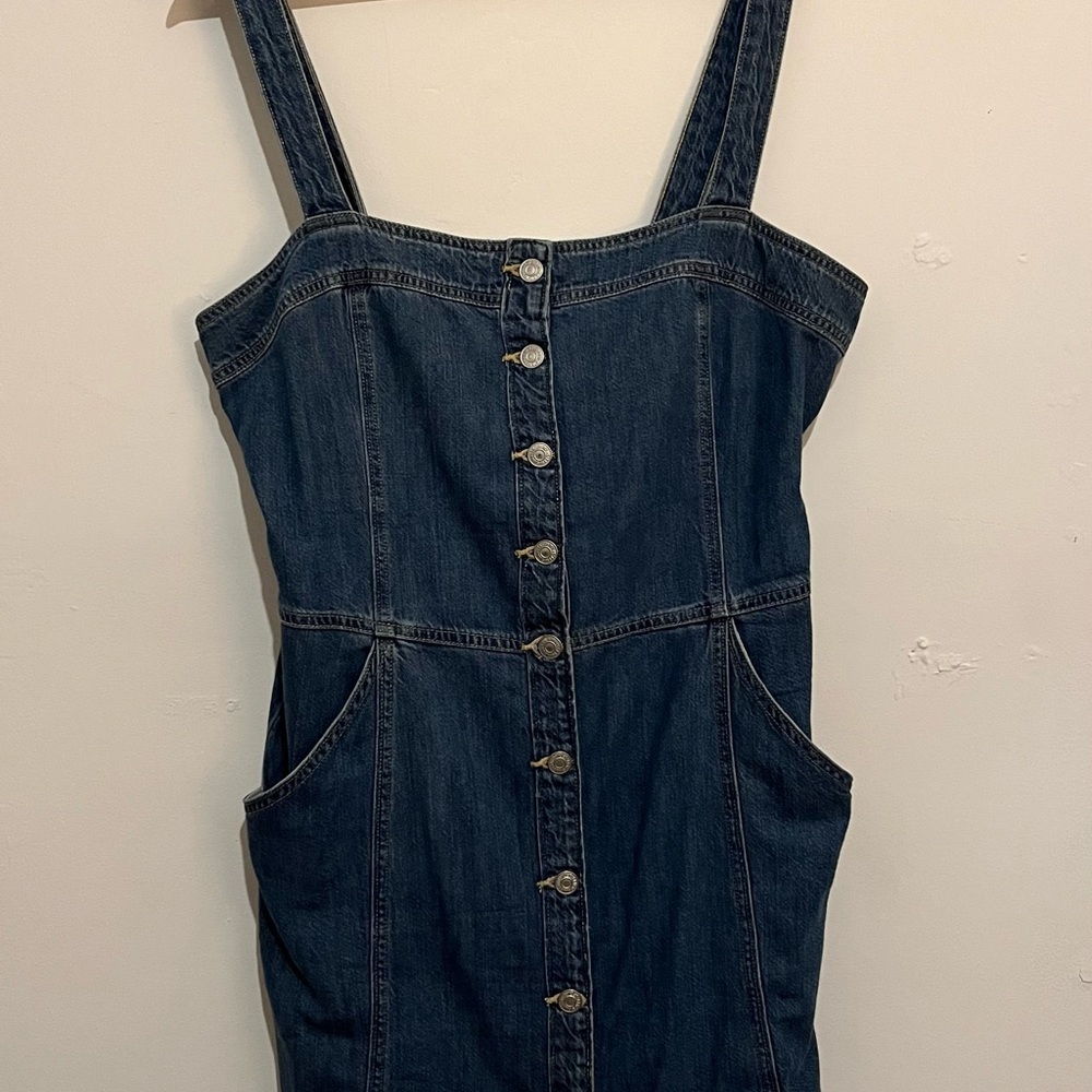 Levi’s Denim Mini Dress button up with adjustable straps never worn